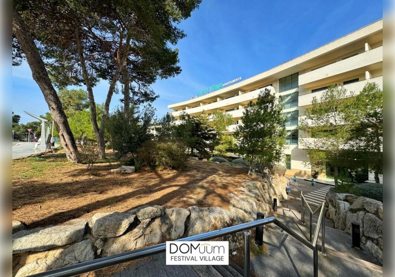 Domuum Holidays - Festival Village Salou Exteriér fotografie
